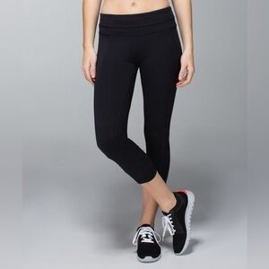 Lululemon Run: Inspire II Full-On Luxtreme (Mesh)
Black Size 6